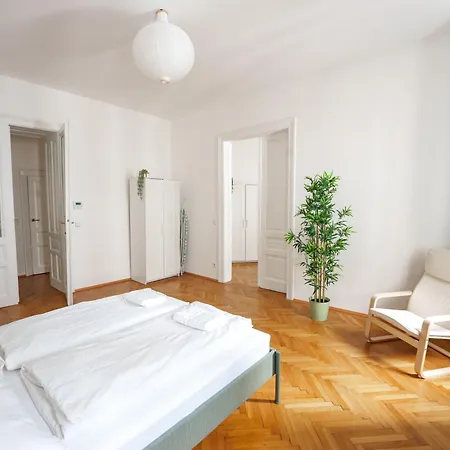 Apartment Belvedere