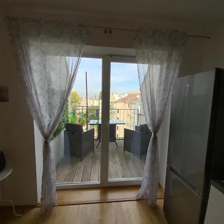Stadtparadies L Dg5'14 公寓 *