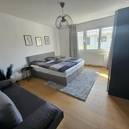 Cosy & Elegant Cityhouse With Garden