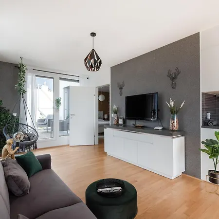 Mit Traumhafter Dachterrasse & Weitblick Vienna