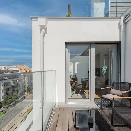 Mit Traumhafter Dachterrasse & Weitblick *