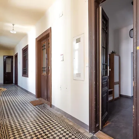 Zentrale Lage Mit Direkter Anbindung Ans Zentrum * Vienna
