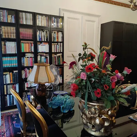 Guest house Luxury Near Castle Vienna
