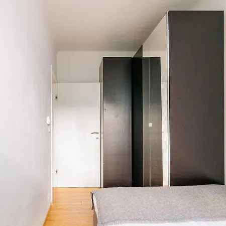 Apartment Near Metro - Netflix - Free Wifi *