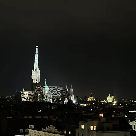 Apartment Center With 360° Rooftop Vienna