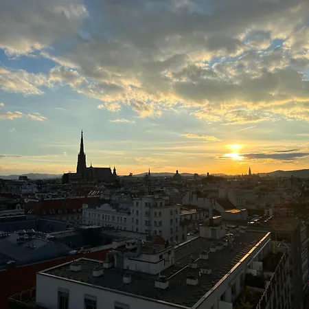Apartment Center With 360° Rooftop Vienna
