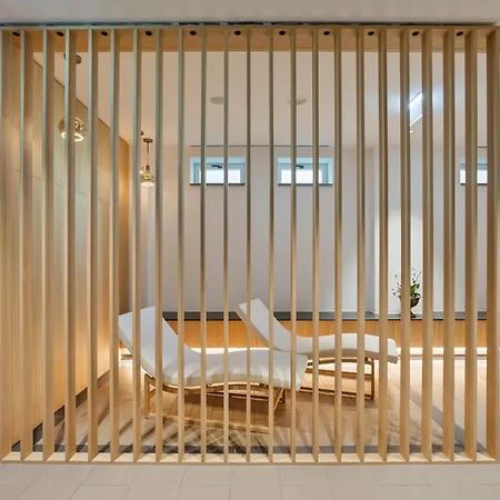 Austria Trend Maximilian Hotel 4*