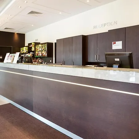 Austria Trend Doppio Hotell 4*