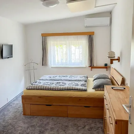 Leopoldau By Interhome Wien