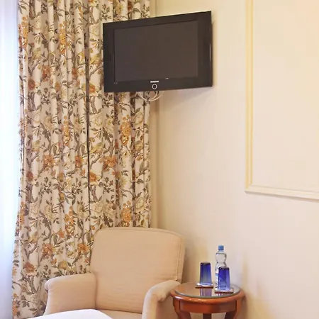Arenberg Boutique Zentrum 4*