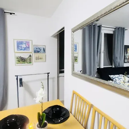 Apartment Modern In Millennium Area *