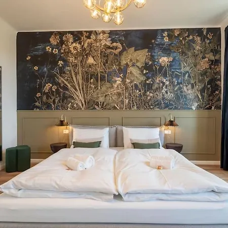 Josef's I Premium I Schloss Schoenbrunn I 01 Апартаменты Вена