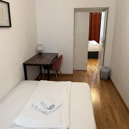 Apartment Geraeumige In Brigittenau Vienna