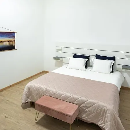 Second District Charming Flat Apartman Bécs