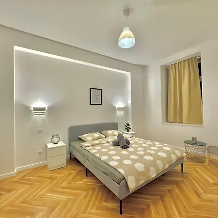 Ar Living & Viena