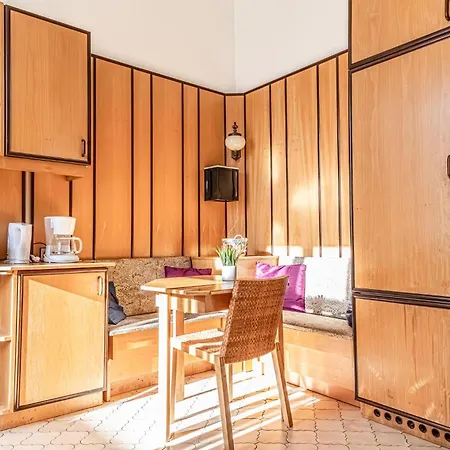 Apartment Large 4br Near Karlsplatz Ideal For Big Groups