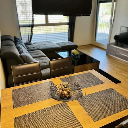 Brand New Apartment, Location-near Vic/danube Apartmán