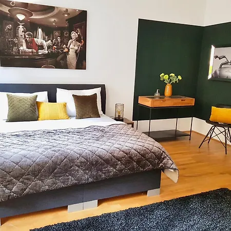 Belle Epoque Apartment *