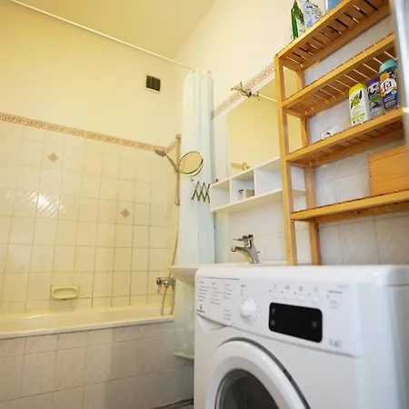 Apartment Cozynite Premium Hernals 2