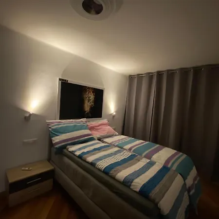 Lägenhet Neicapartmentlandskron 1010