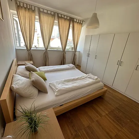 Rennweg Apartment