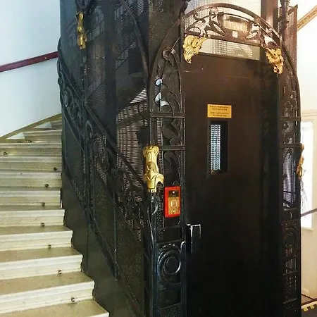 Carlton Opera Hotel Wien