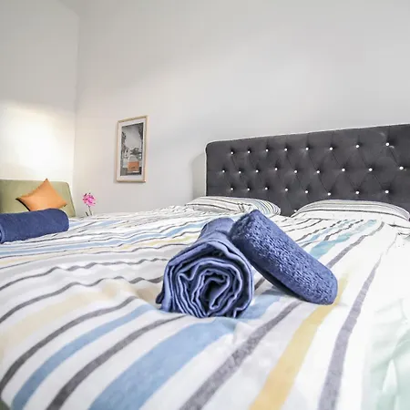 Comfortable In The Alterlaa Area Lv5 Gazde/Camere de închiriat Viena