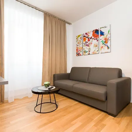 Castellez 1020 * Βιέννη