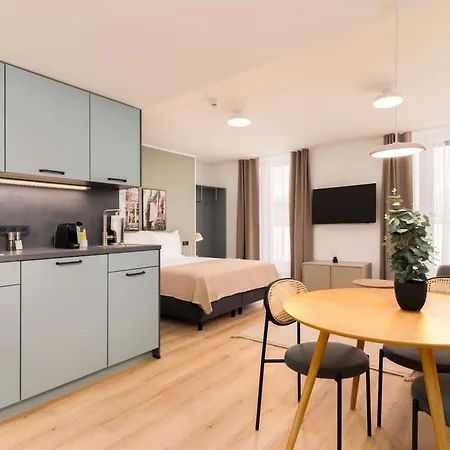 Limehome Favoritenstr.