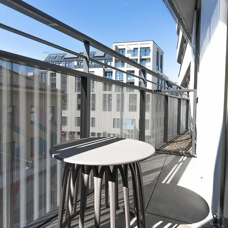 Limehome Favoritenstr.