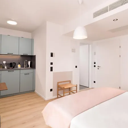 Apartment Limehome Favoritenstr. *