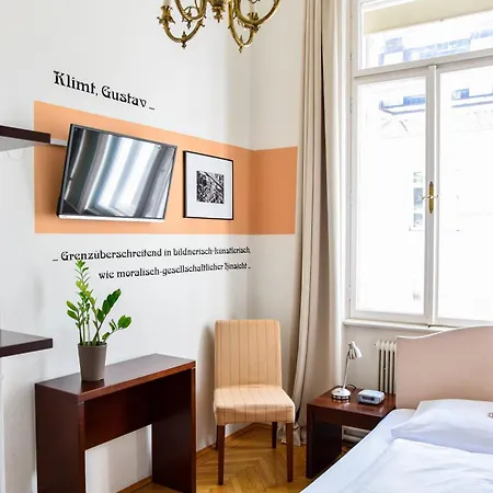 Riedl Hotel