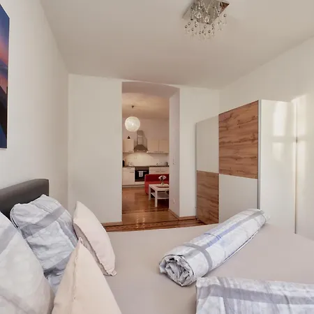 Apartment Schoenbrunn Palace Free Parking And 24h Check-in *