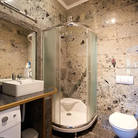 Schoenbrunn Palace Free Parking And 24h Check-in Apartment