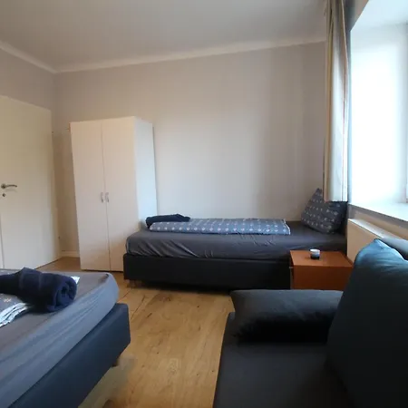 Quad In Floridsdorf Area Privatunterkunft