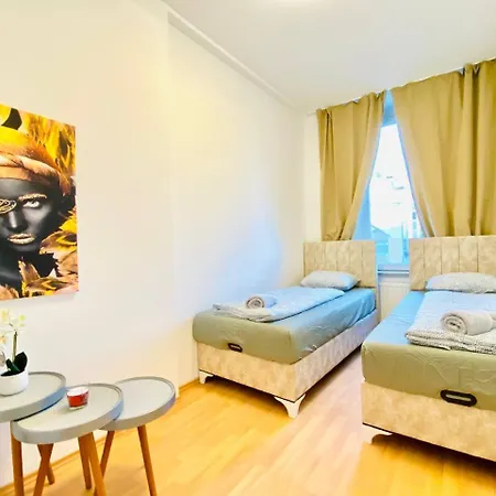 Homestay Comfortable In The 23rd District Of Fr4 Vienna