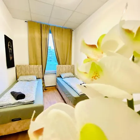 Comfortable In The 23rd District Of Fr4 Vienna