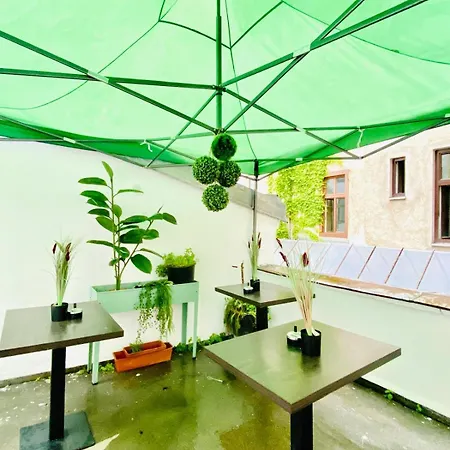 8 Fully Equipped W Terrace Margareten Apartment