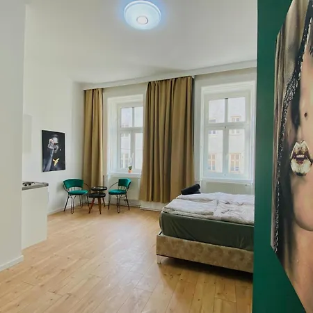 8 Fully Equipped W Terrace Margareten * Vienna