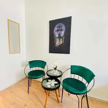 8 Fully Equipped W Terrace Margareten *