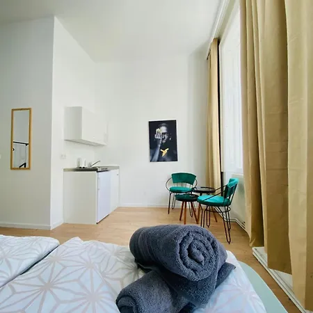 8 Fully Equipped W Terrace Margareten * Vienna