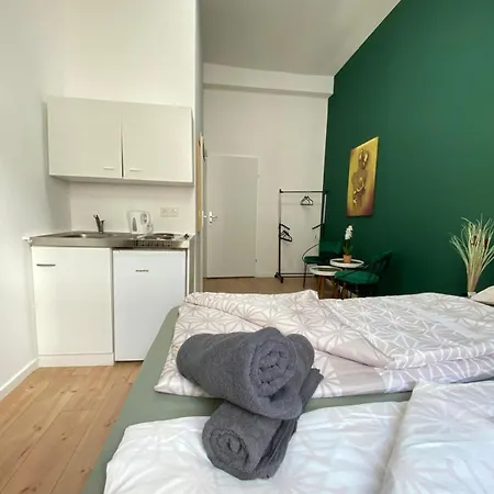 8 Fully Equipped W Terrace Margareten Vienna