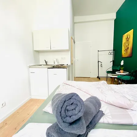 Apartment 8 Fully Equipped W Terrace Margareten *