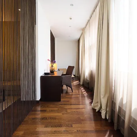 Myplace Premium 4* Wien
