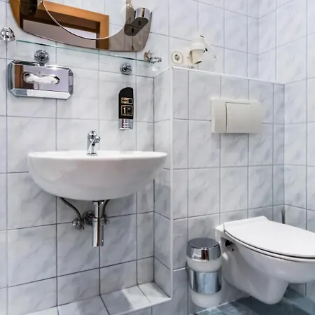 Hotel Corvinus - Newly Renovated 4*