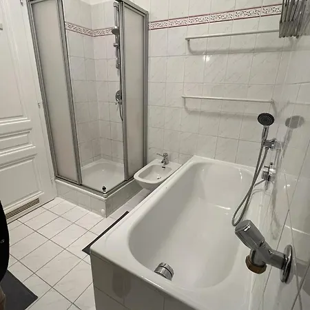 90 M2 Stylish Vienna