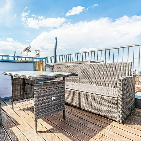 Luxury Penthouse Panorama Your Retreat *