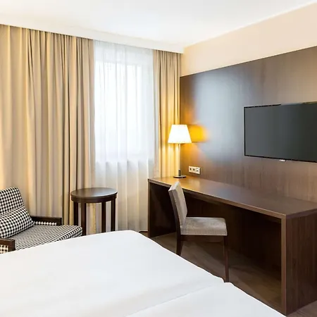 Nh Danube Hotel Vienna