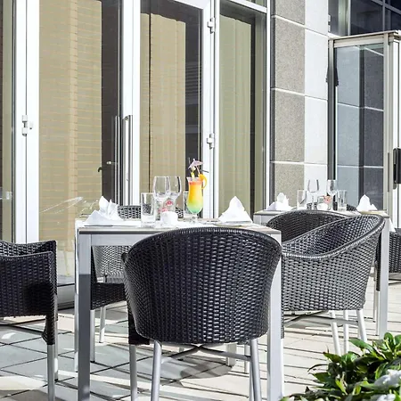 Nh Danube Hotel 4*