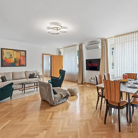 Apartment Sky9 District 18 Vienna